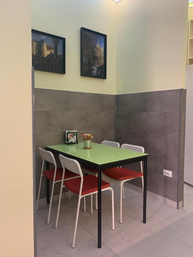 Sunlit Artist Studio Apartment Belgrade Exterior photo